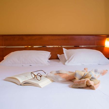 Brit Hotel Rennes St Gregoire - Le Villeneuve Saint-Grégoire Eksteriør billede