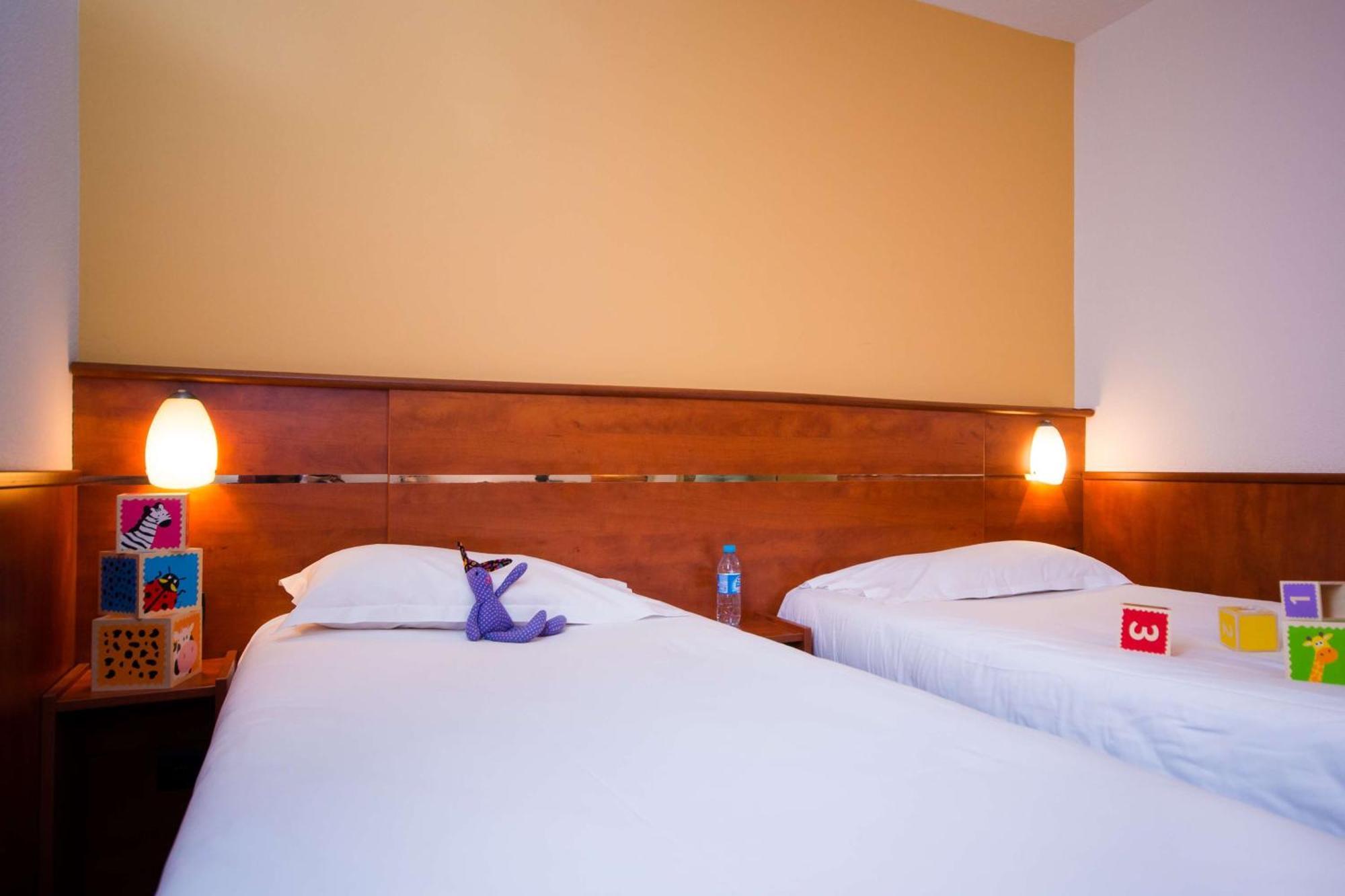 Brit Hotel Rennes St Gregoire - Le Villeneuve Saint-Grégoire Eksteriør billede
