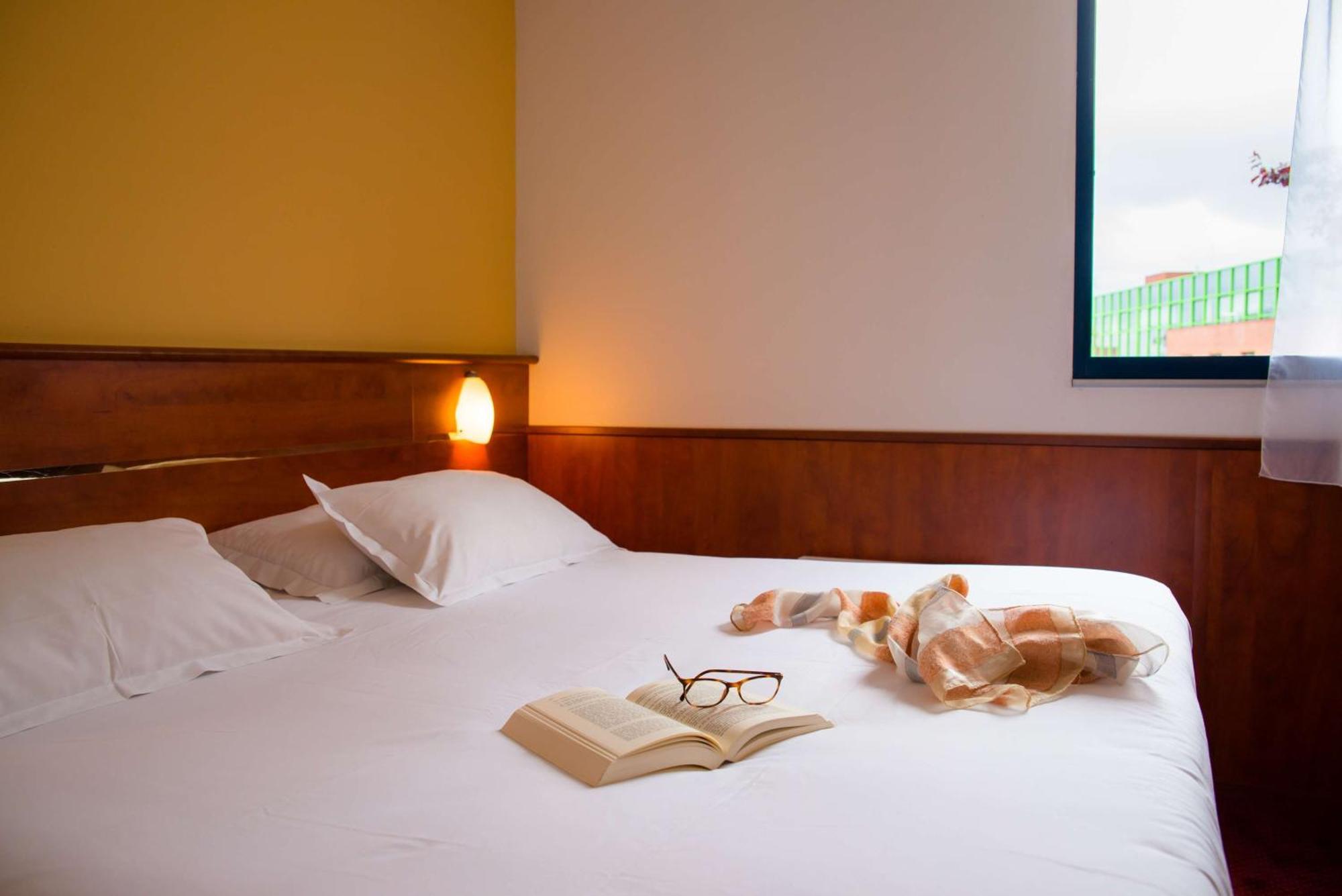 Brit Hotel Rennes St Gregoire - Le Villeneuve Saint-Grégoire Eksteriør billede