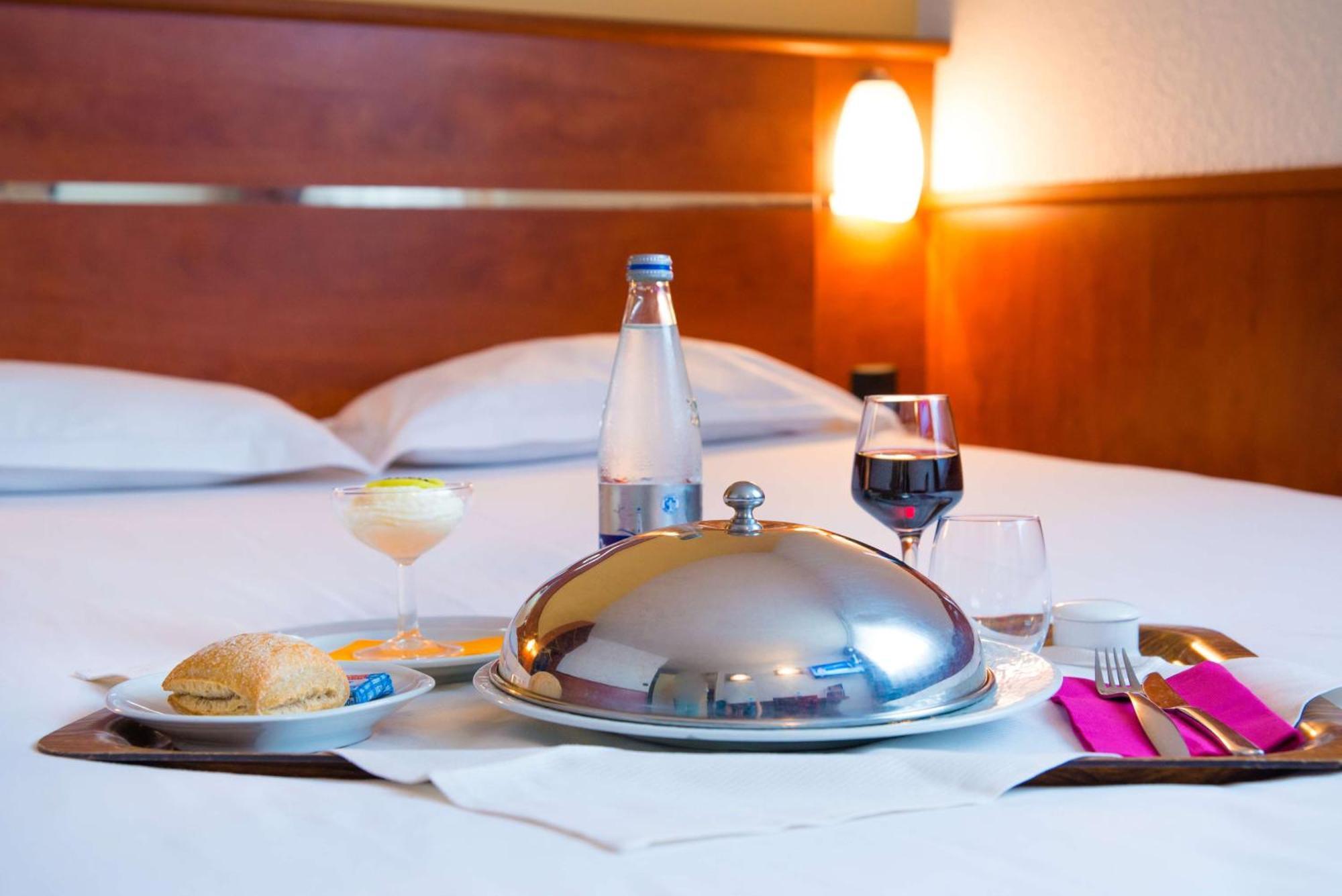 Brit Hotel Rennes St Gregoire - Le Villeneuve Saint-Grégoire Eksteriør billede